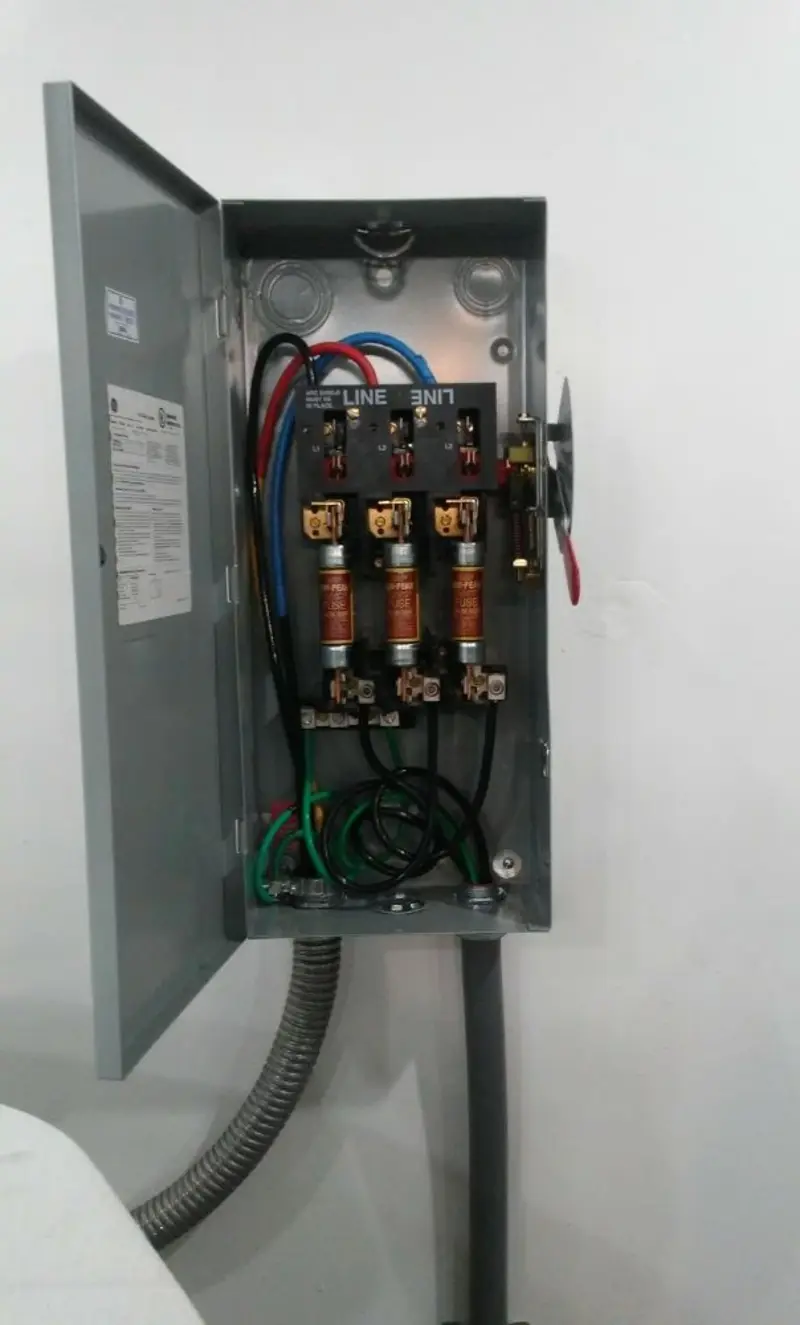Three-phase disconnect switch installed for Electrical Wiring & Rewiring in Marion Oaks